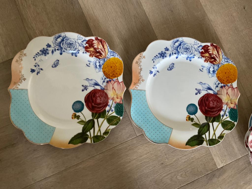 Pip Studio Royal Multi diner borden 2x, Ophalen of Verzenden, Zo goed als nieuw, Bord(en), Overige stijlen
