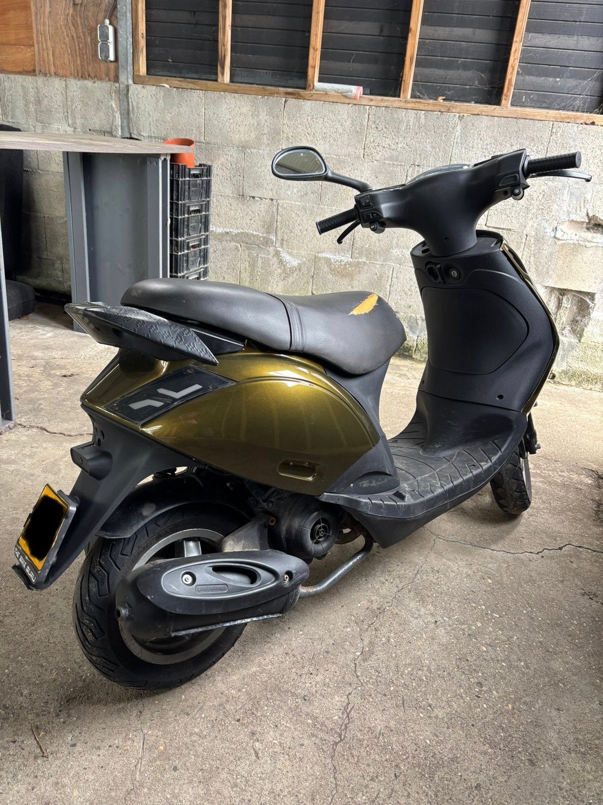 Zip 4takt, Fietsen en Brommers, Zip, Ophalen of Verzenden, Zo goed als nieuw, Benzine