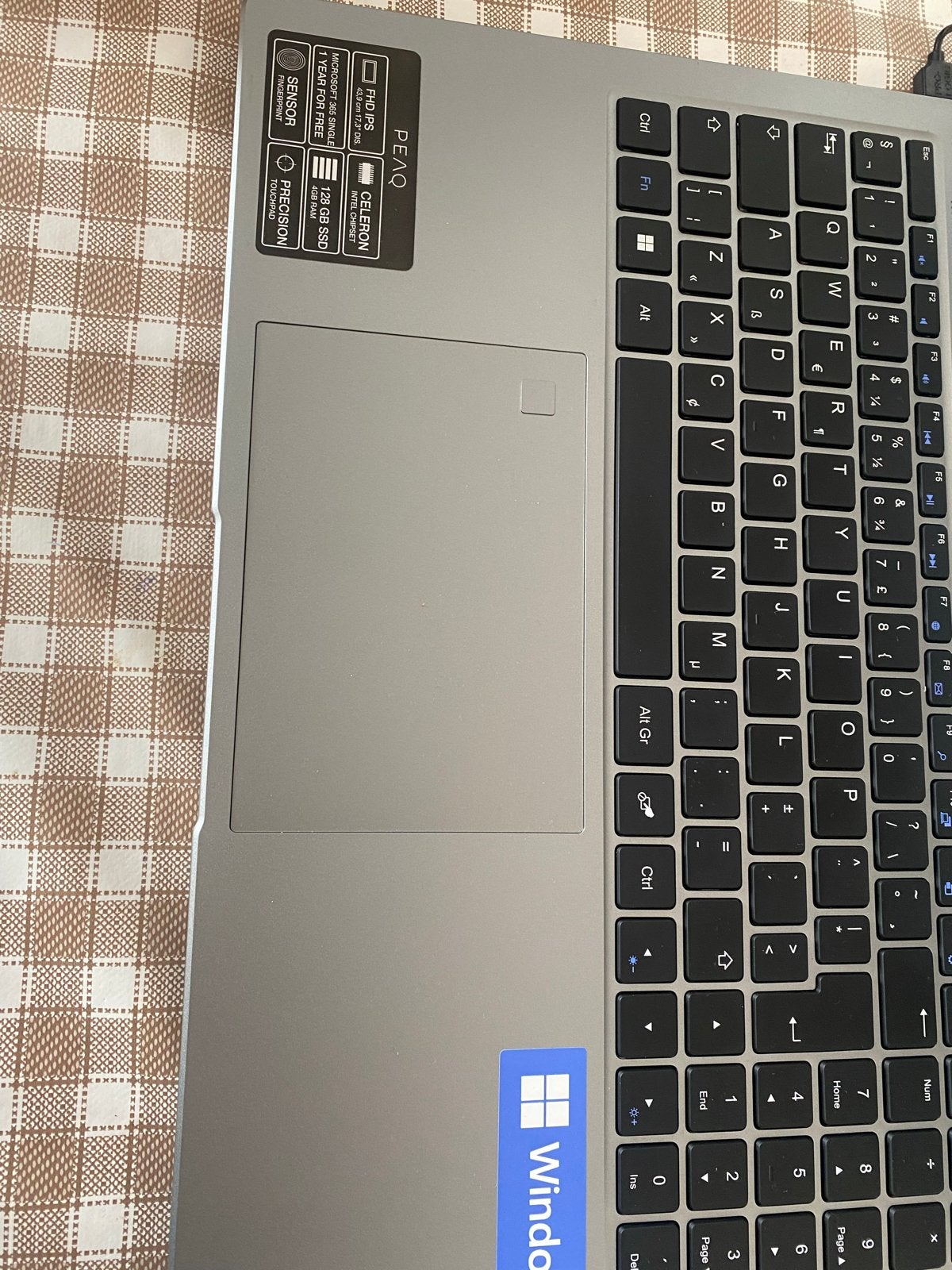 PEAQ Laptop - Zo goed als nieuw, weinig gebruikt, Ophalen of Verzenden, Zo goed als nieuw