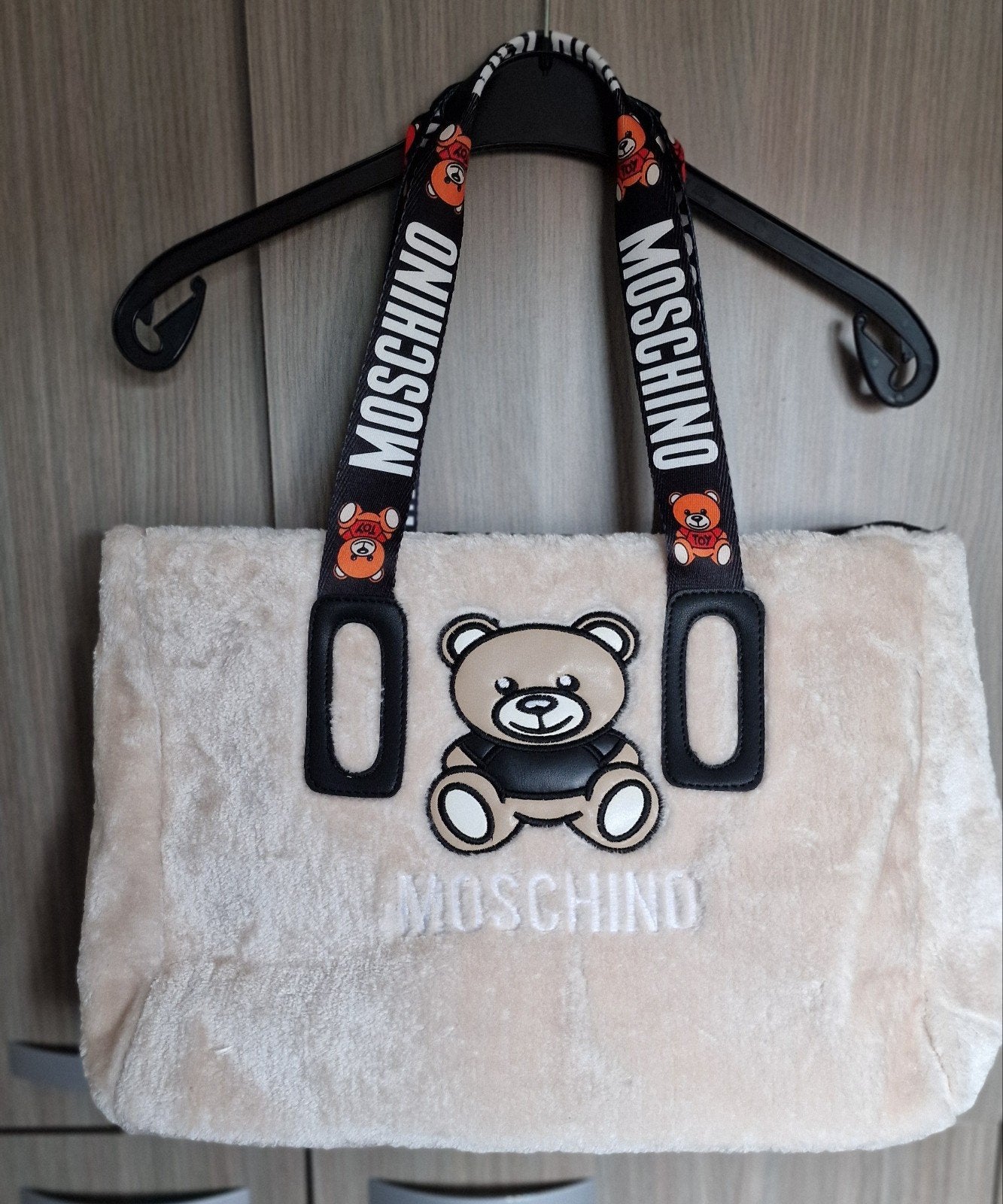 Moschino tas, Ophalen of Verzenden, Nieuw, Beige, Schoudertasje