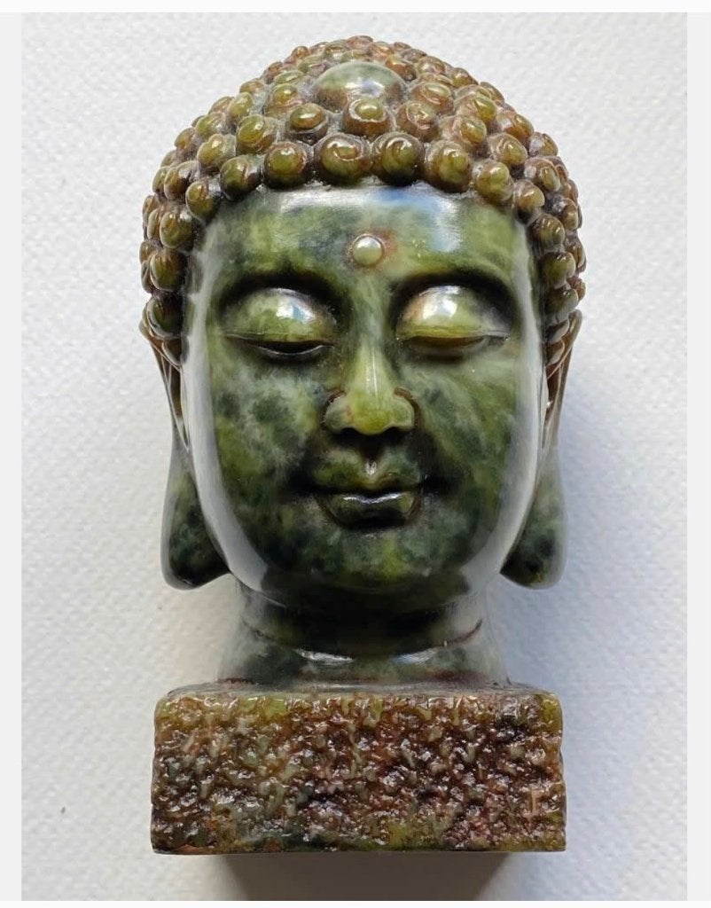 Jade Boeddha hoofd, zwaar, 650 gram, 12,5 x 7,5 x 7,5 cm, Antiek en Kunst, Kunst | Beelden en Houtsnijwerken, Ophalen of Verzenden