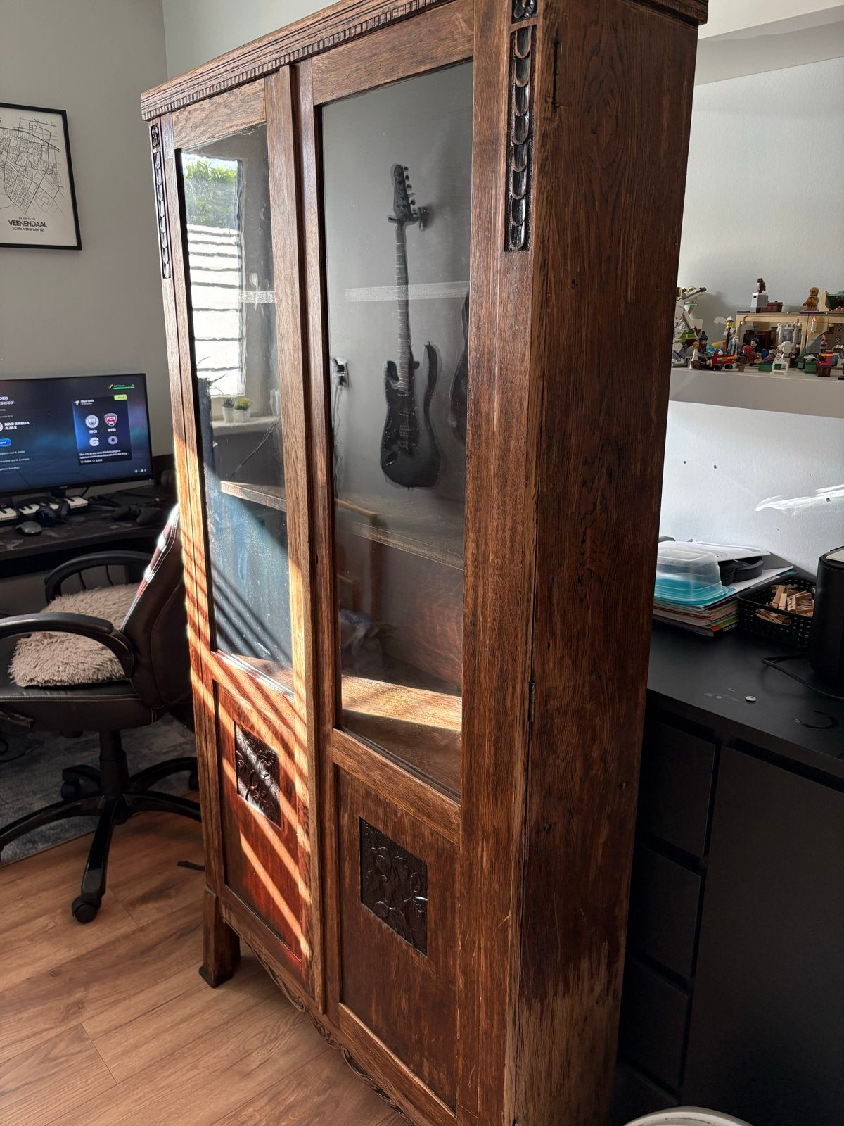 Vintage Houten Vitrinekast met Glazen Deuren, Ophalen