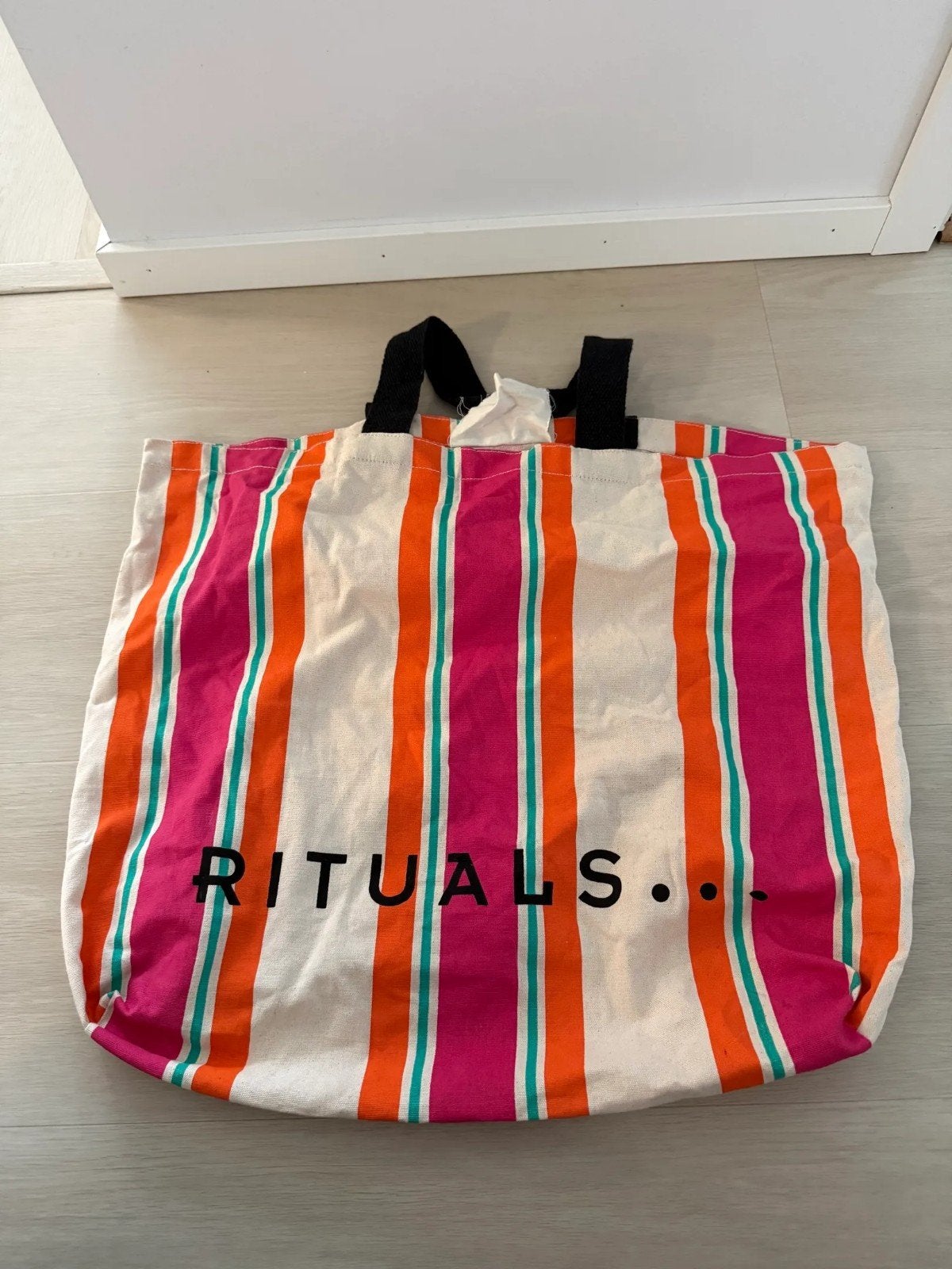 NIEUW Rituals strandtas, Ophalen of Verzenden, Nieuw, 30 cm of meer, Minder dan 35 cm