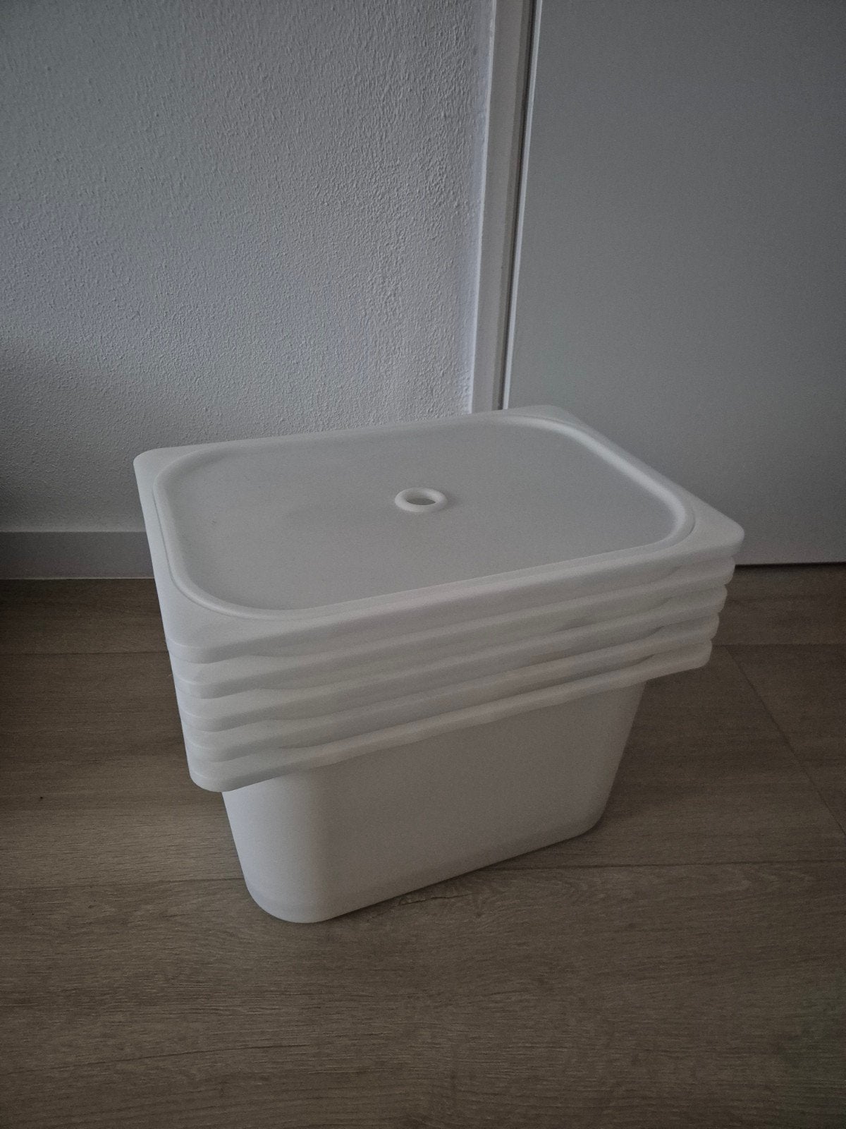 IKEA TROFAST opbergbakken wit met deksel (42x30x23 cm), Ophalen of Verzenden, Gebruikt, Wit, Kunststof