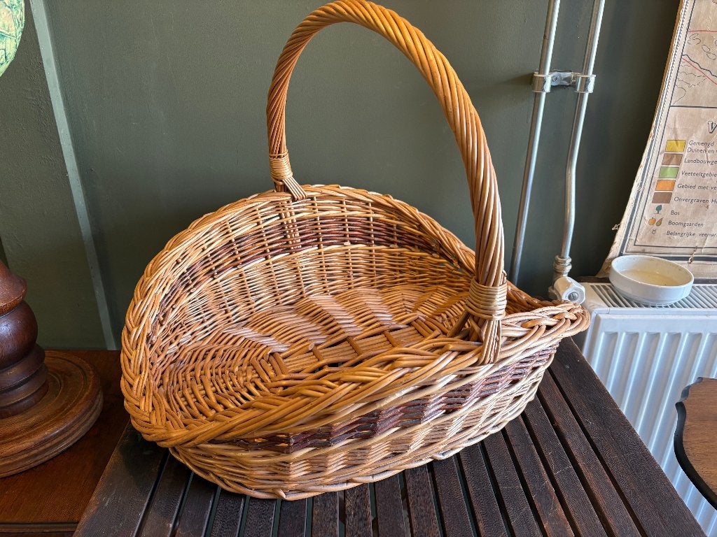 Dik Rieten Brocante Plukmand., Antiek en Kunst, Ophalen