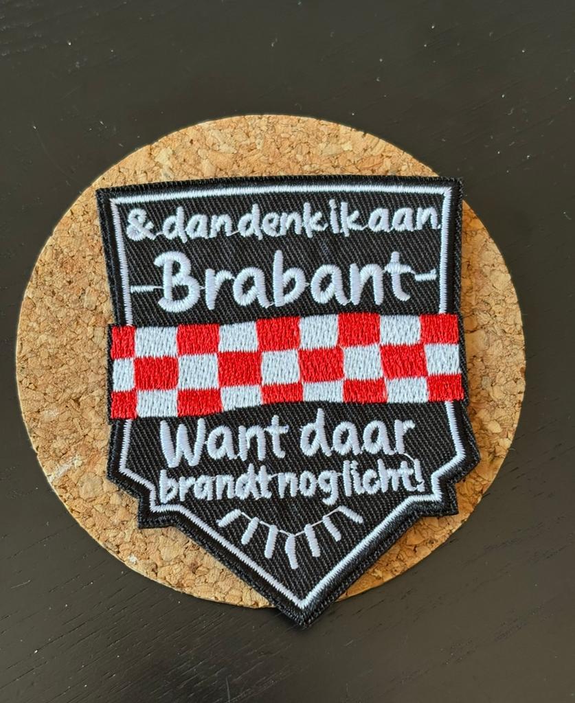 Oeteldonk embleem 48, Verzenden, Zo goed als nieuw