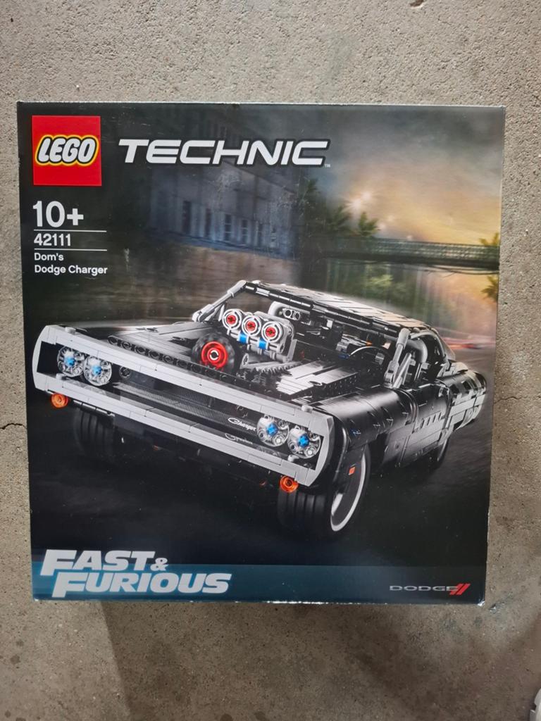 Lego 42111 Fast & Furious-  Doms' Charger, Kinderen en Baby's, Speelgoed | Duplo en Lego, Ophalen of Verzenden, Nieuw