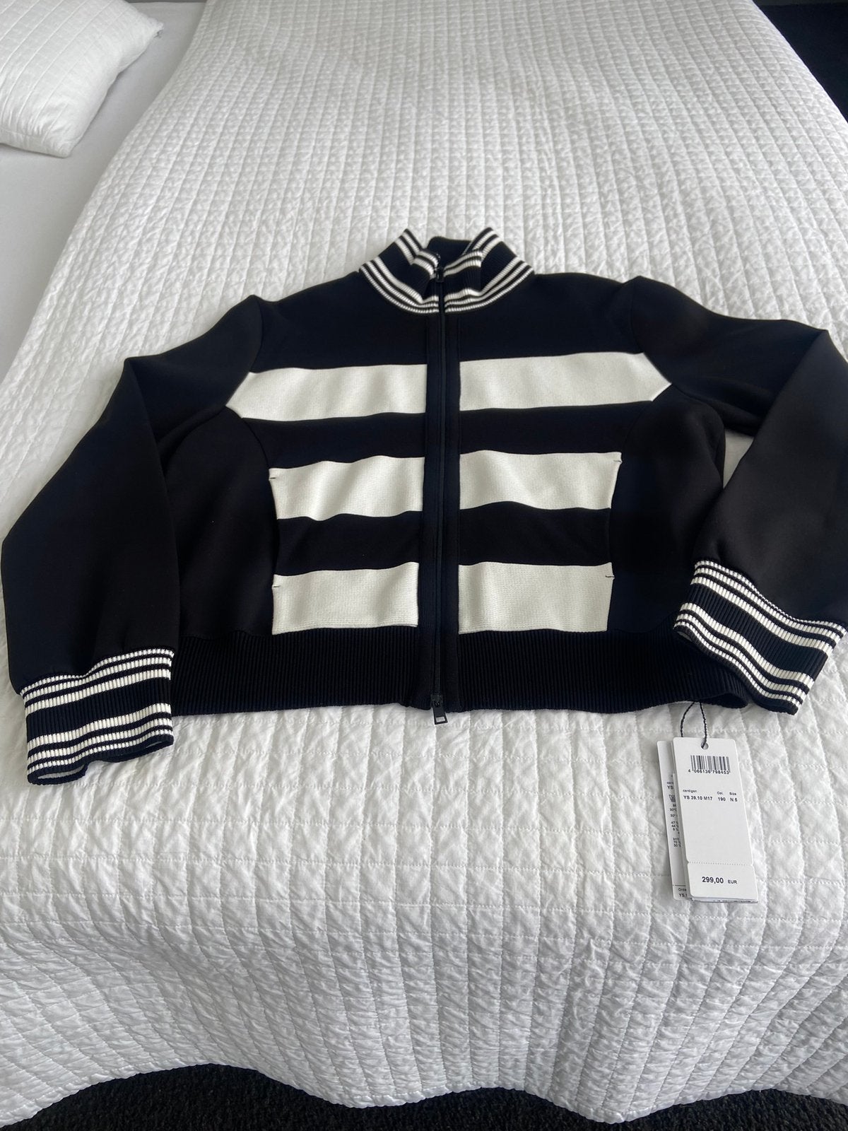 Marc Cain cardigan.  Nieuw met kaartje., Verzenden, Nieuw, Maat 42/44 (L), Meerkleurig