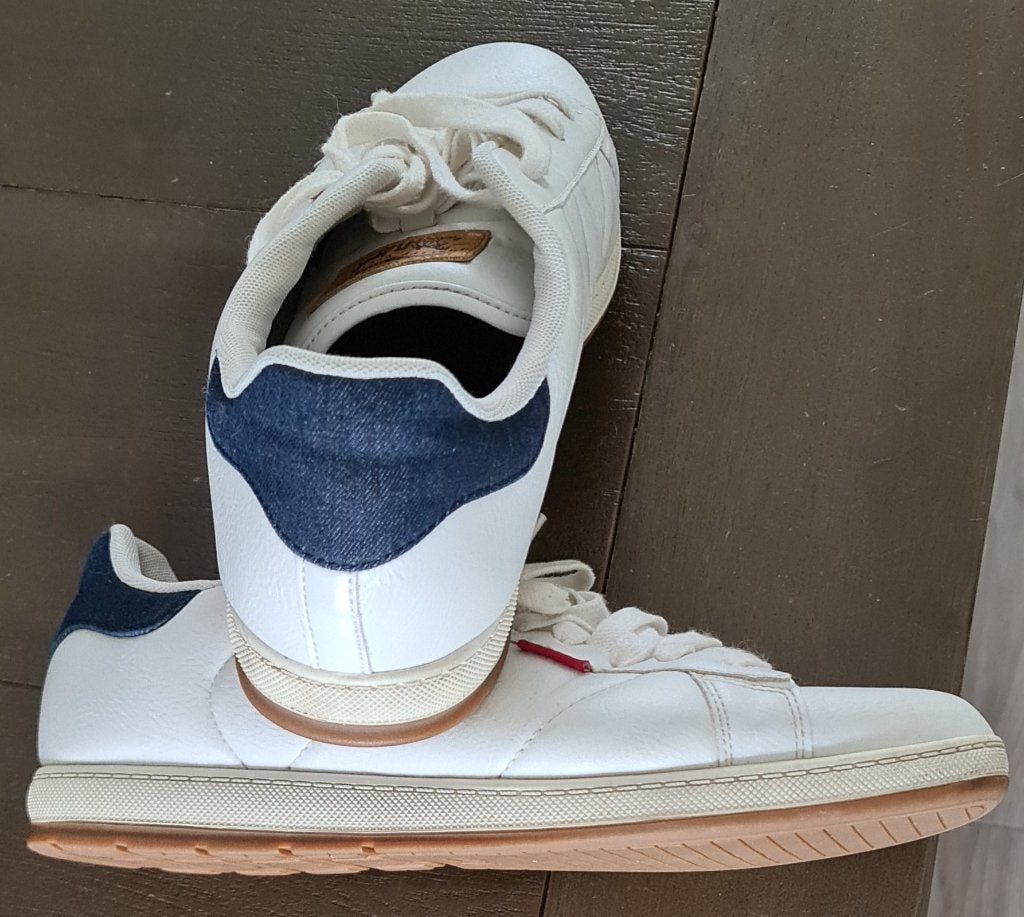 Witte Levi's heren sneakers, Levi's, Wit, Ophalen of Verzenden, Sneakers of Gympen