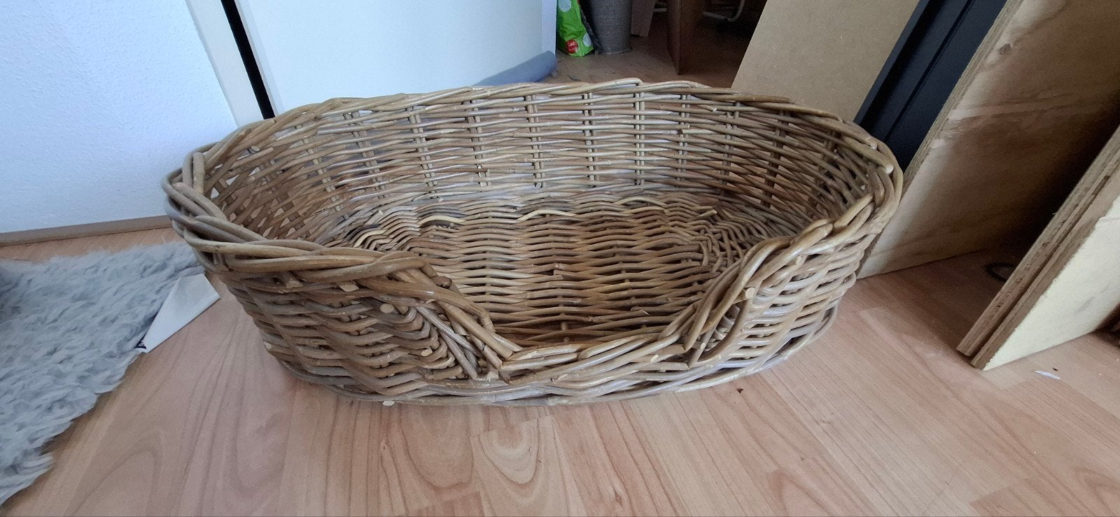 Katten/hondenmand, Ophalen, Gebruikt, Riet