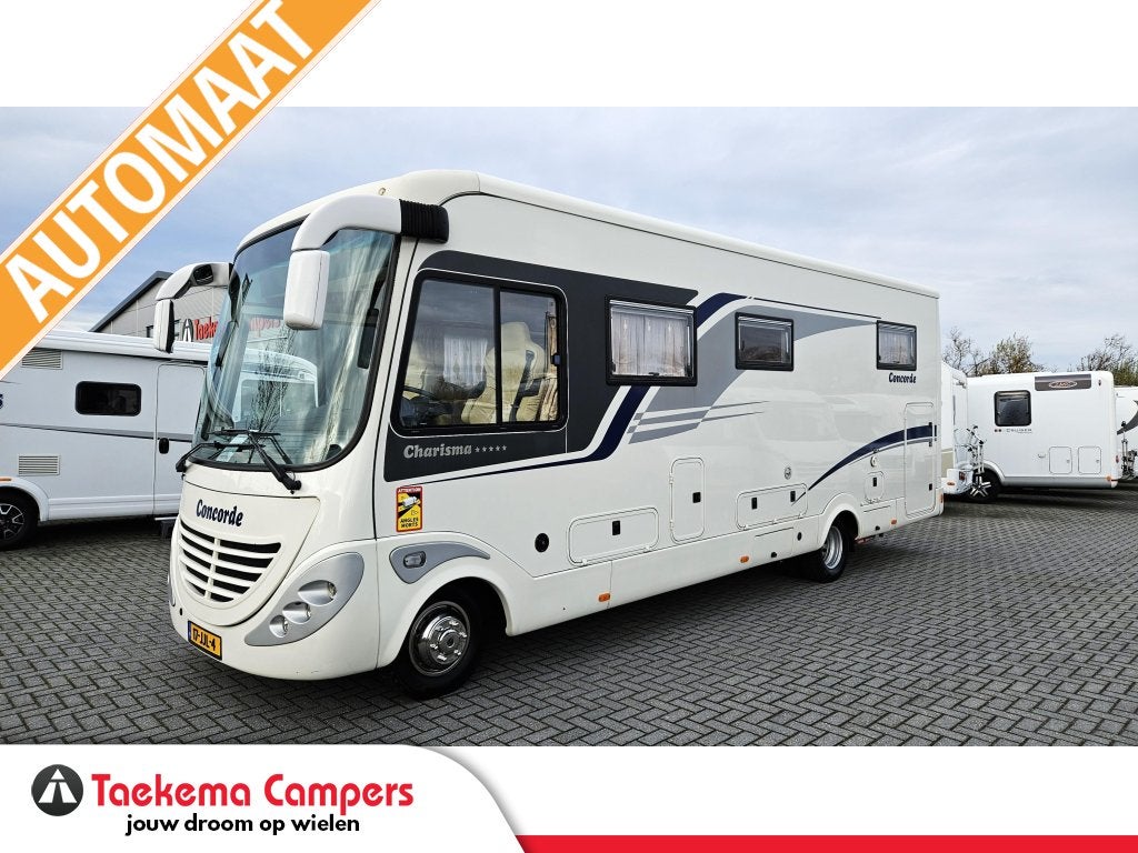 Concorde Charisma 840L/fransbed/hefbed/iveco/alle-opties, Caravans en Kamperen, Campers, Concorde, Bedrijf, Diesel, 8 tot 9 meter