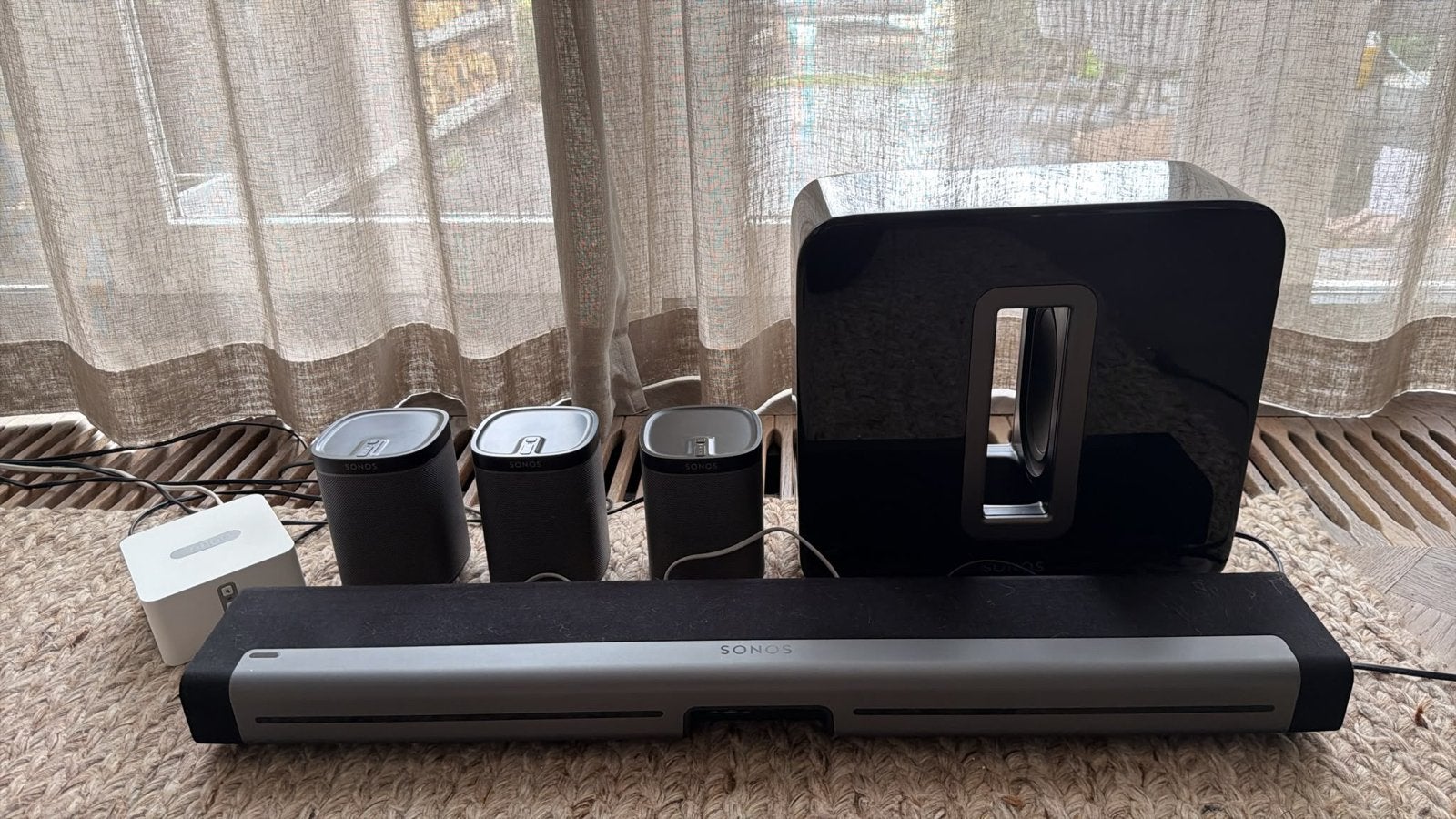 Sonos Home Cinema Set: Playbar, Sub, 3x Play:1