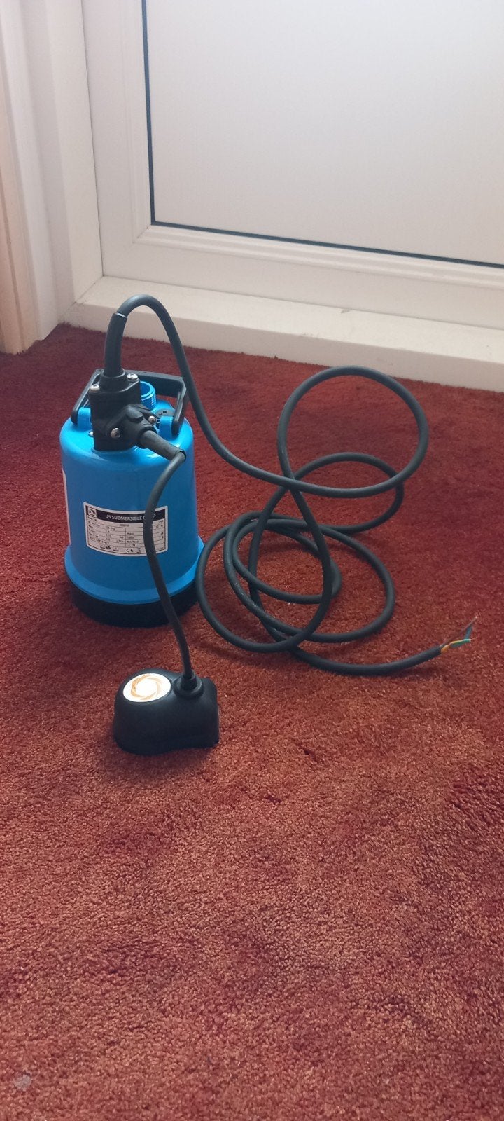 water afvoerpomp (vlakzuiger) met sensor., Ophalen, Nieuw