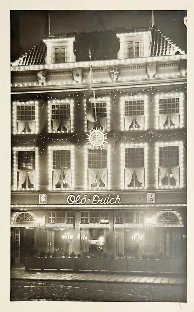 Den Haag - fotokaart Café Taveerne Old Dutch, Verzamelen, Verzenden, 1920 tot 1940, Zuid-Holland