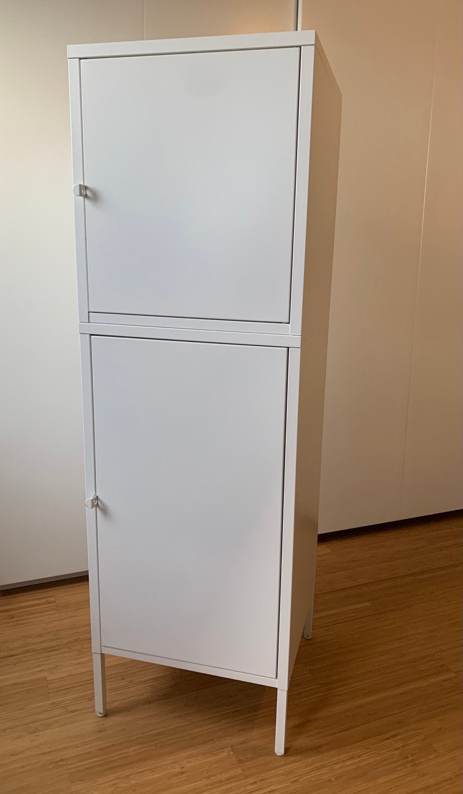 Lockerkastje Ikea, Ophalen, Zo goed als nieuw