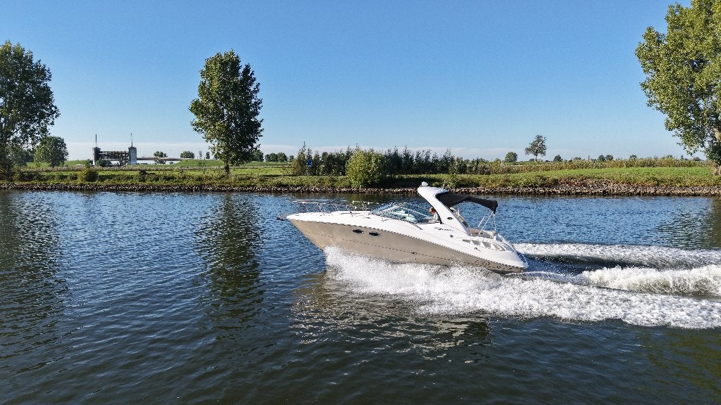 Zeer nette Sea Ray Sundancer 325 met D6-330 uit 2006, Ophalen, 10 m, Binnenboordmotor, Diesel