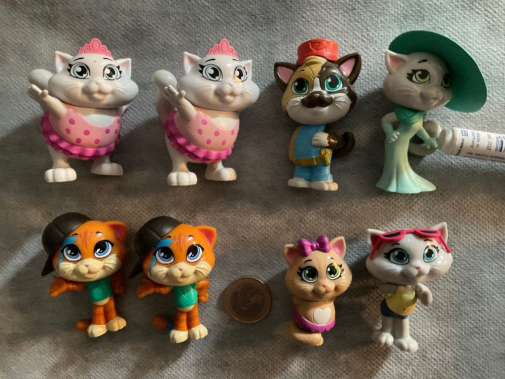 44 Cats Poppetjes, Ophalen, Zo goed als nieuw