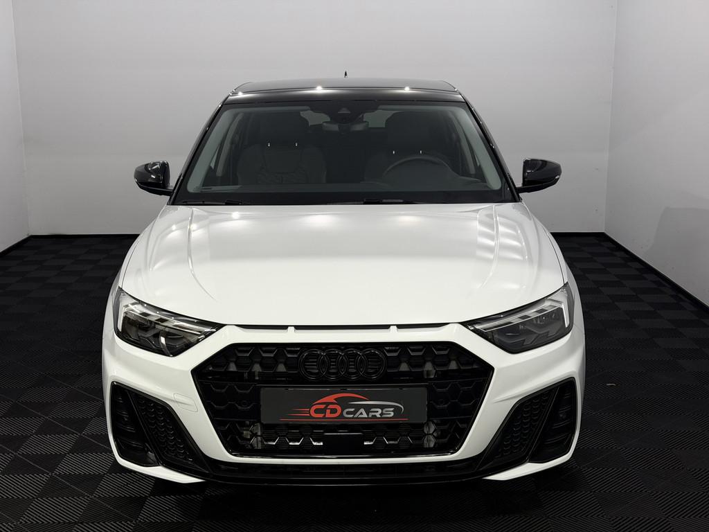 Audi A1 Sportback 30 TFSI S-line 116PK Camera, Navi, Virtual, Stof, 4 stoelen, 116 pk, Bedrijf