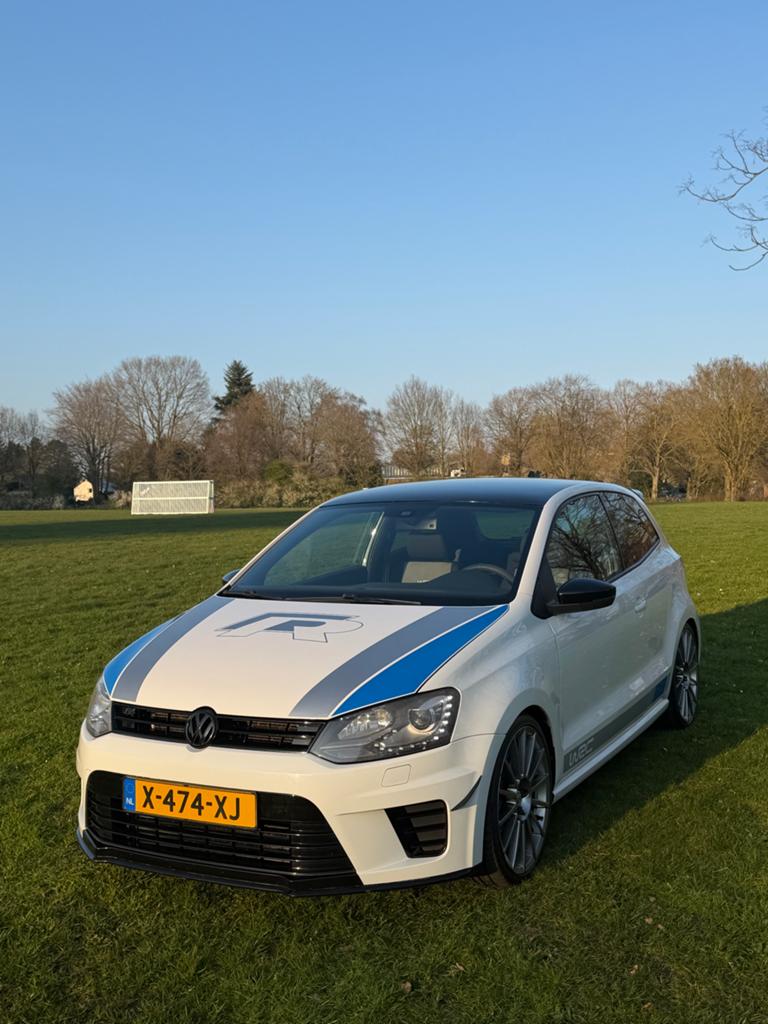 Volkswagen Polo WRC 2.0 2013 Wit, Auto's, Zwart, 4 cilinders, 1984 cc, Wit