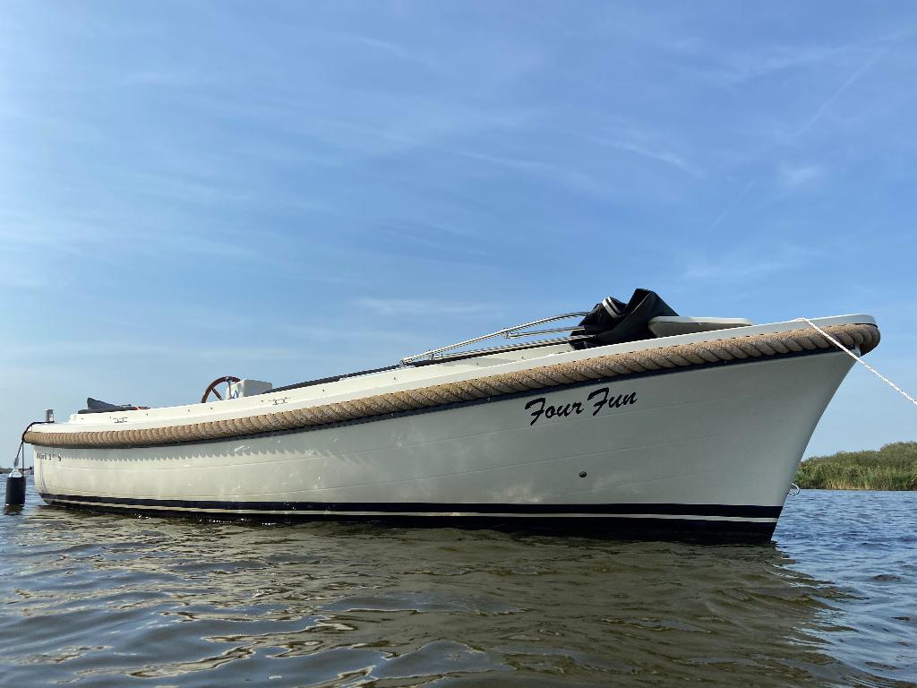 Maril 5.70 Ivory – Klassieke kwaliteitssloep in topstaat, Watersport en Boten, Ophalen, 10 tot 30 pk, Binnenboordmotor, Diesel