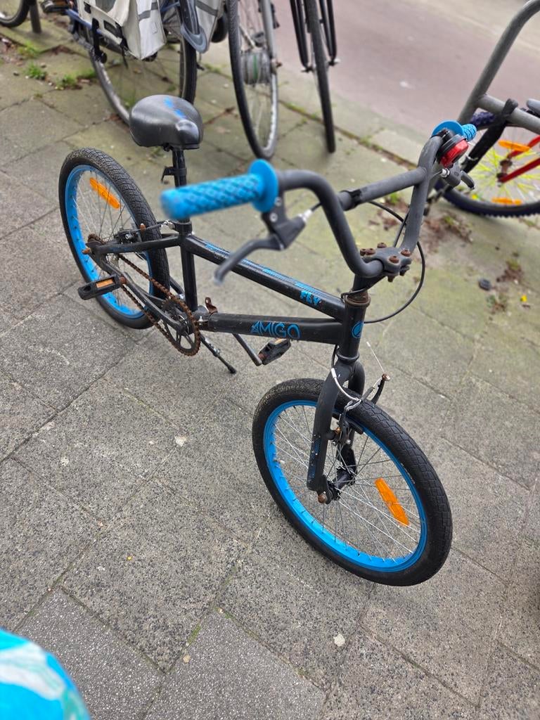 Amigo BMX Fiets - Zwart met Blauwe accenten, Gebruikt, Staal, Velgrem, 20 tot 24 inch