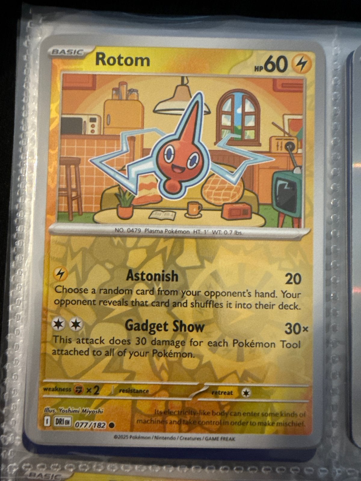 Rotom Pokémon Kaart 077/182 - DRi, Ophalen of Verzenden, Zo goed als nieuw, Losse kaart