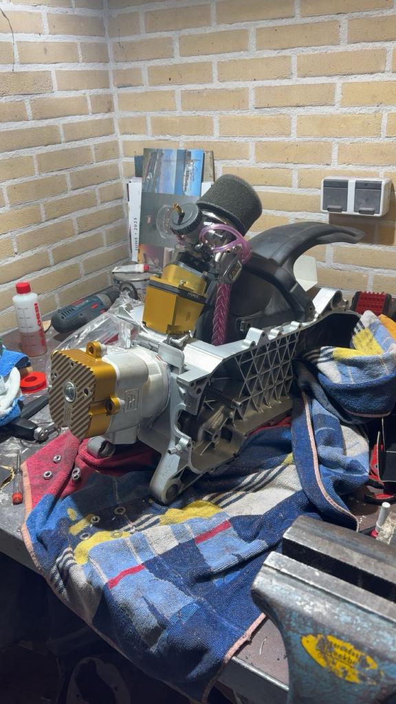 Ht 210cc blok, Ophalen of Verzenden