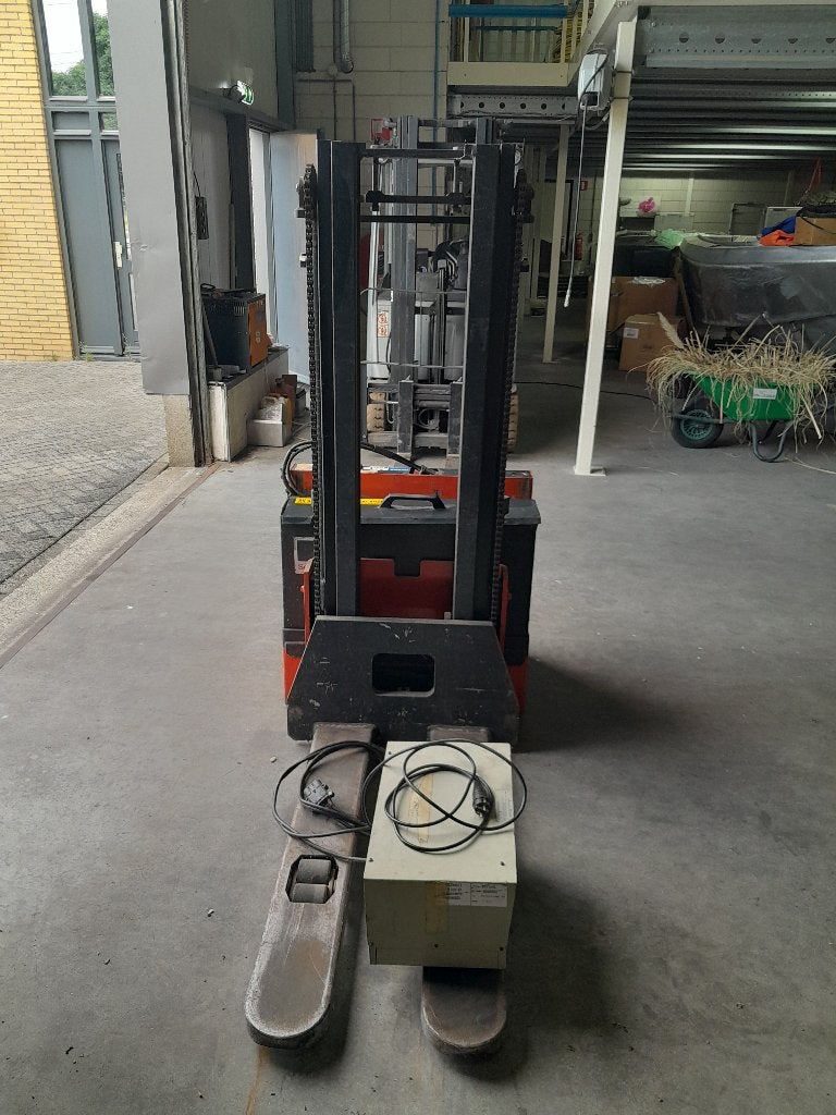 Linde Stapellaar (Defect laad niet op), Ophalen, Gebruikt, Overige typen, Overige merken