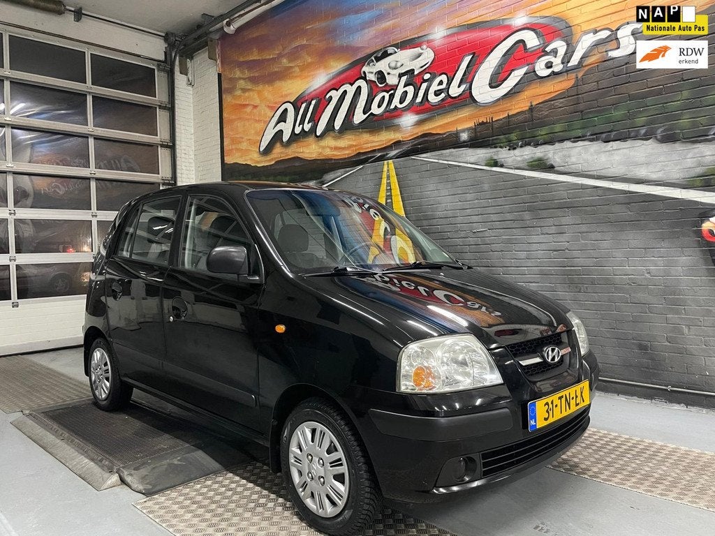 Hyundai Atos 1.1i Active Airco | Parkeersensor achter, Auto's, Hyundai, 31 €/maand, 4 cilinders, Zwart, Origineel Nederlands