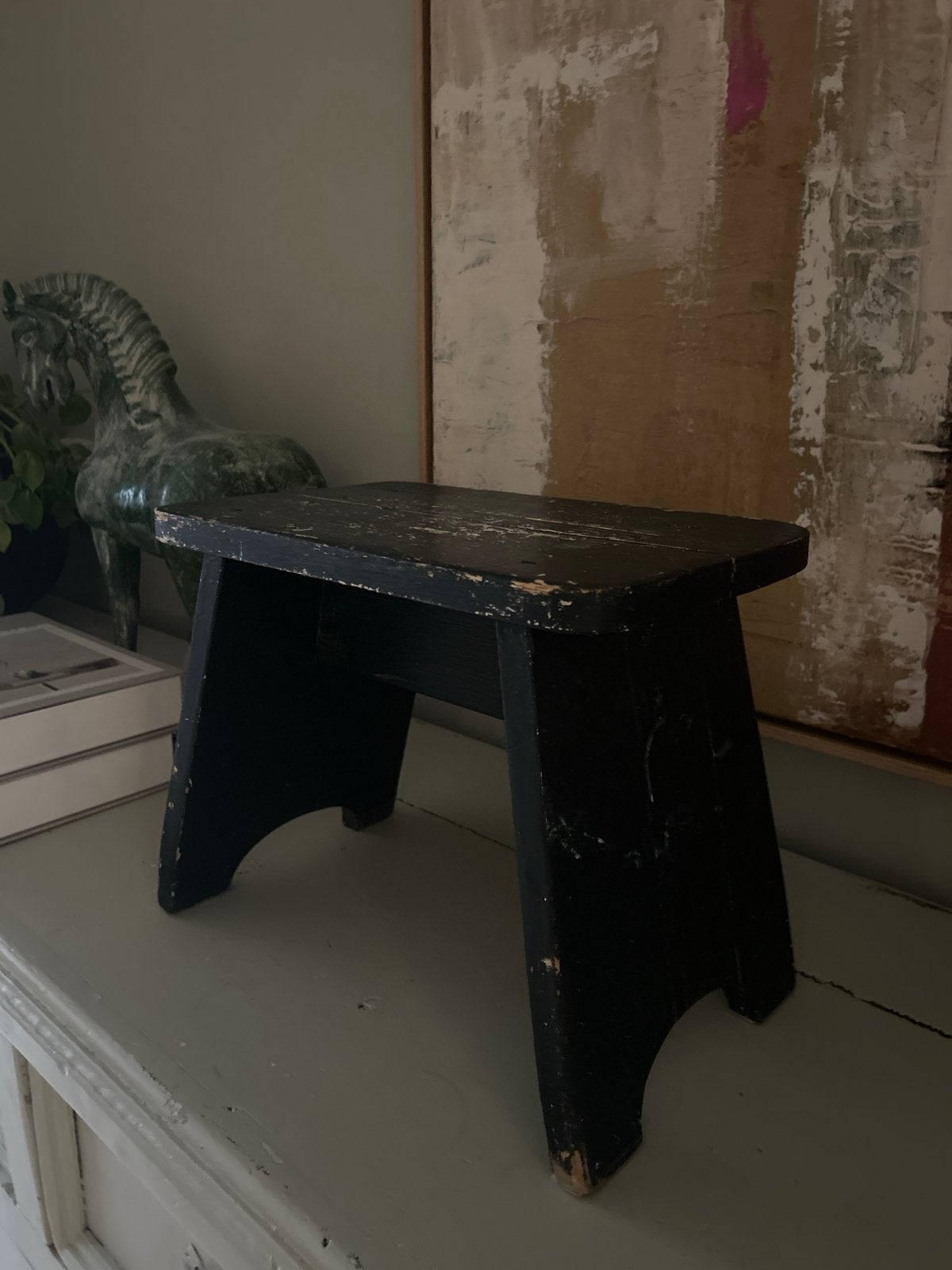 Vintage zwart krukje / opstapje - decoratief en stevig, Ophalen of Verzenden, Gebruikt, Hout