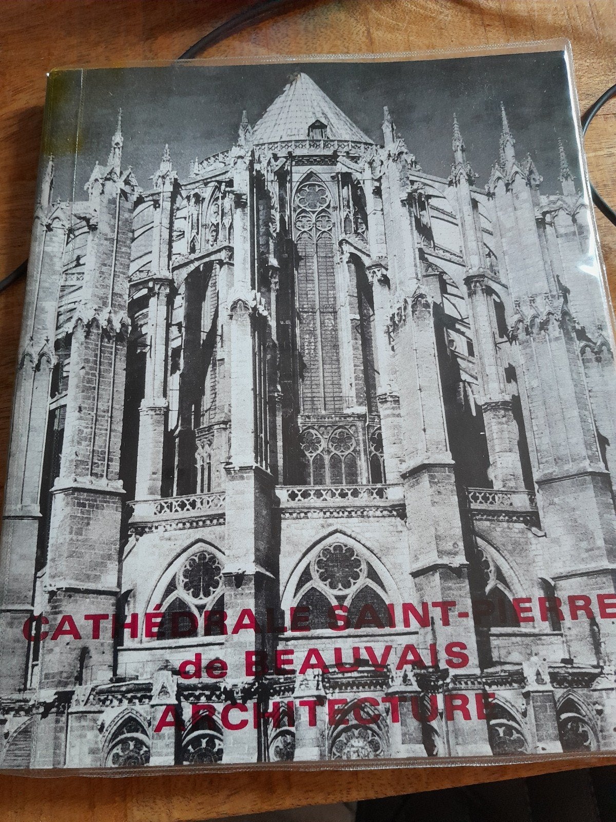 cathedrale saint pierre de beauvais, Ophalen of Verzenden, Gelezen