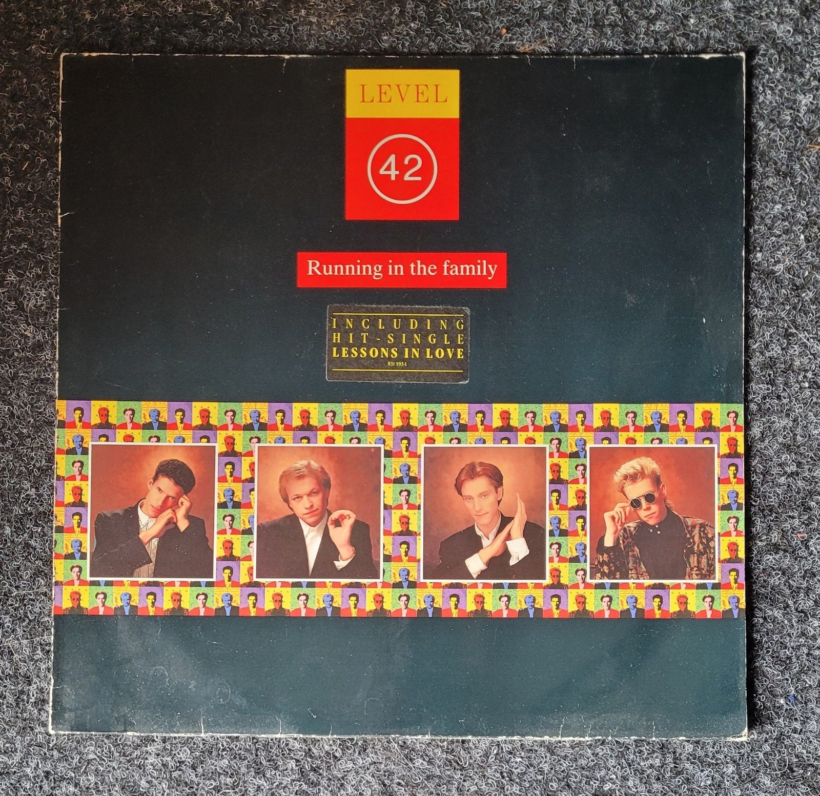 Level 42, Ophalen of Verzenden