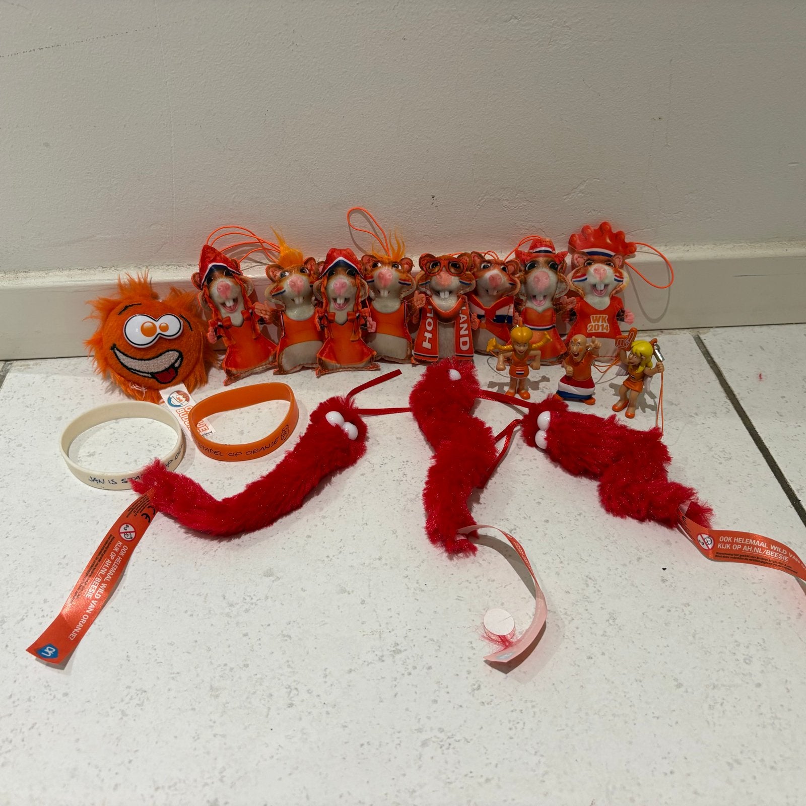 Oranje WK juichhangers, hamsters, wuppies en buddies, Ophalen of Verzenden, Zo goed als nieuw, Overige binnenlandse clubs, Beeldje of Poppetje