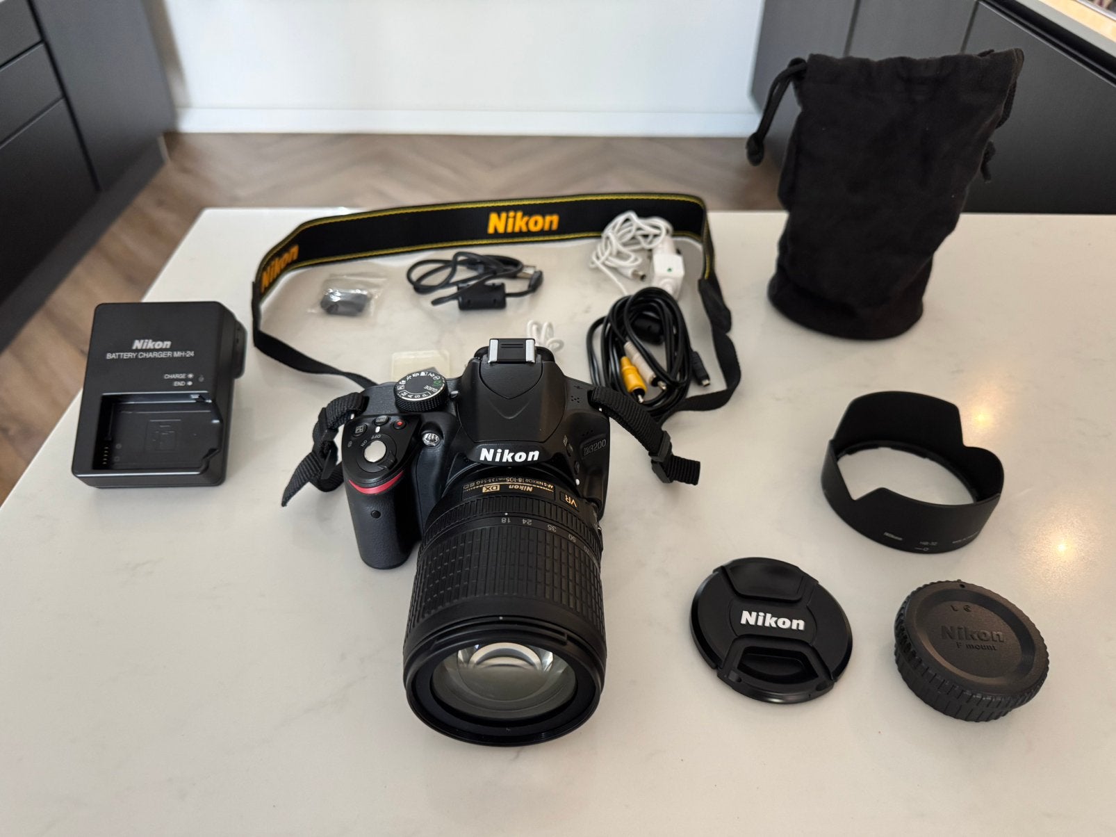 Nikon D3200 Spiegelreflexcamera, Ophalen, Zo goed als nieuw, Nikon, Geen optische zoom