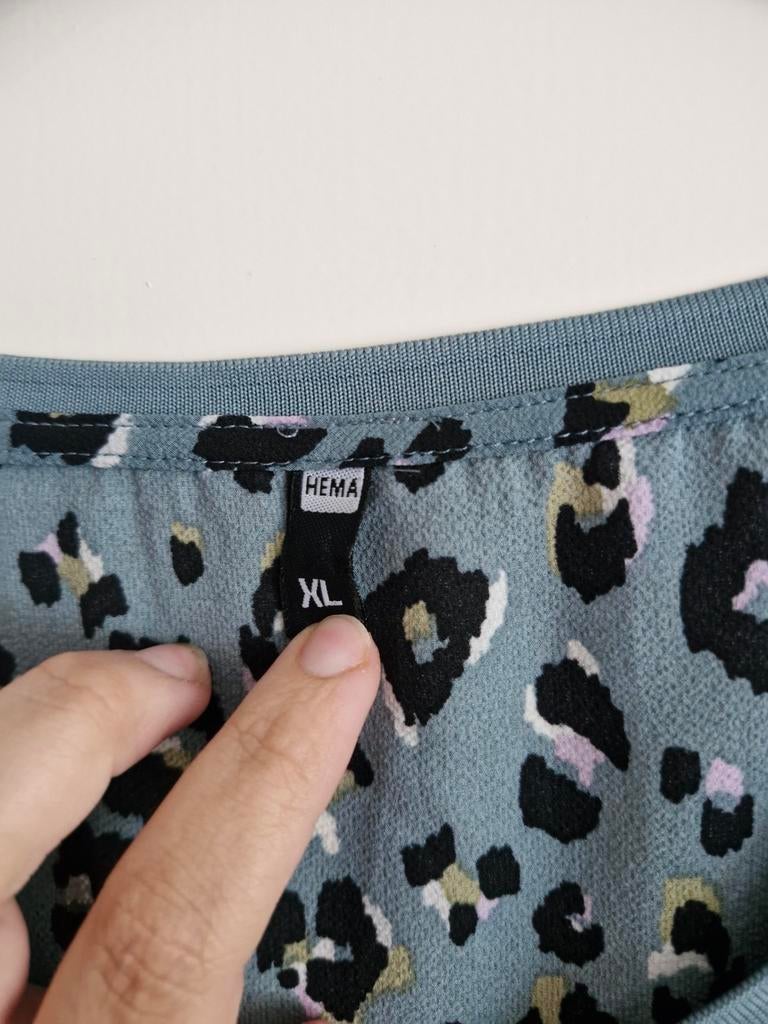 Hema Blauwgroene Wijde Jurk met Luipaardprint - Maat XL, Kleding | Dames, Jurken, Blauw, Maat 46/48 (XL) of groter, Onbekend, Ophalen of Verzenden