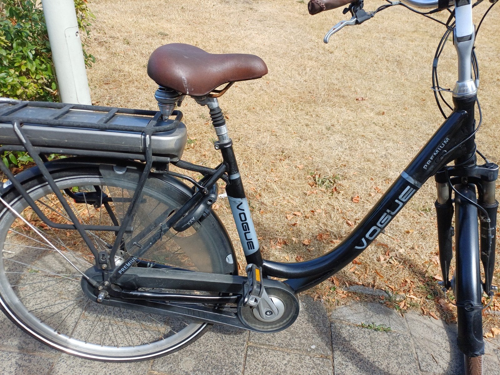 Vogue Premium elektrische fiets - Zo goed als nieuw, Ophalen of Verzenden