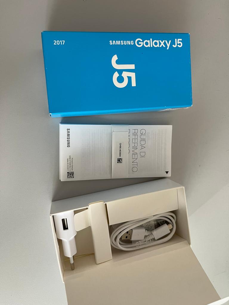 Samsung Galaxy J5 (2017) - Mobiele telefoon, Gebruikt, Overige modellen, Touchscreen, Ophalen of Verzenden