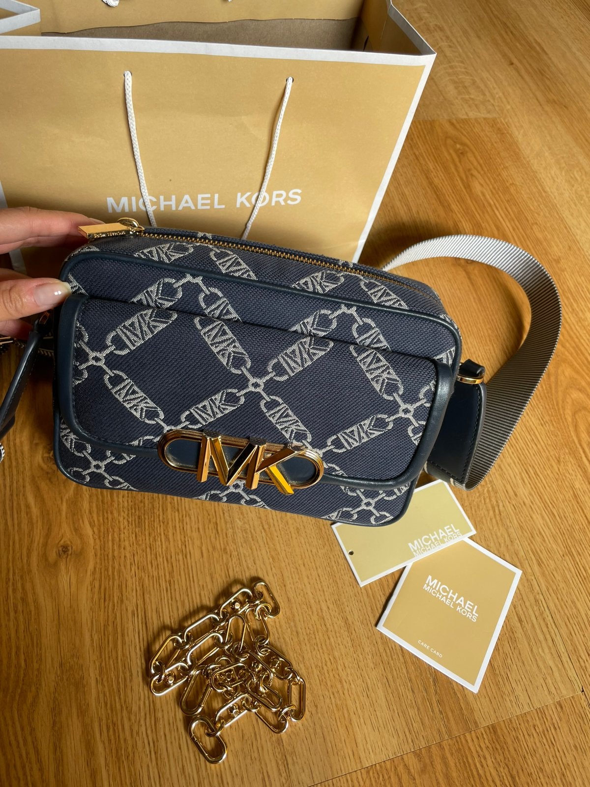 Michael Kors crossbody tas- denim blue, Ophalen of Verzenden, Zo goed als nieuw, Blauw, Schoudertasje