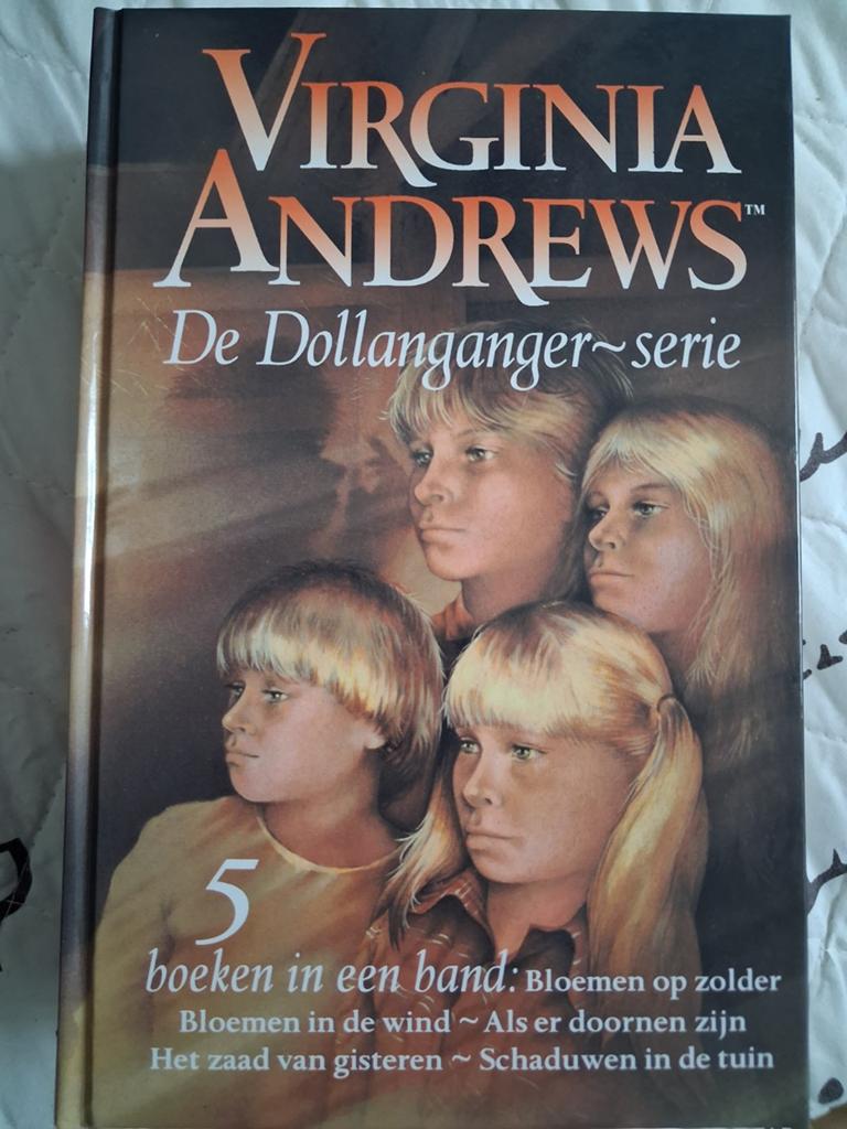 Hardcover Virginia Andrews boeken, Ophalen, Zo goed als nieuw