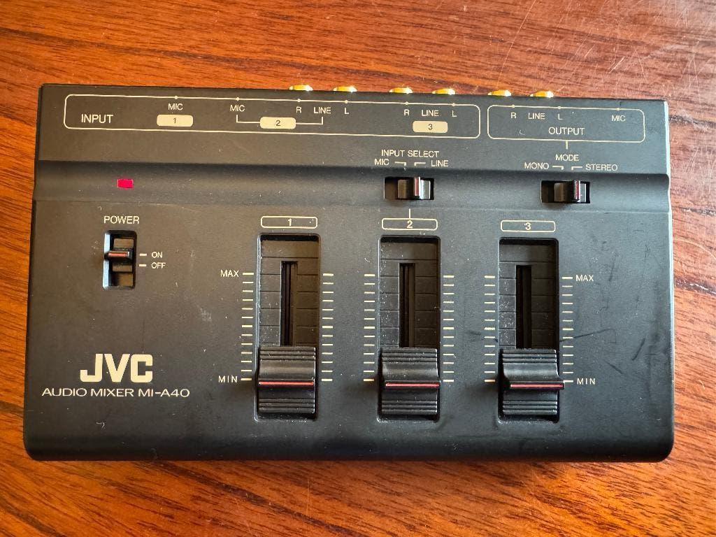 JVC Audio Mixer MI-A40 Mengpaneel, Ophalen of Verzenden, Zo goed als nieuw, Minder dan 5 kanalen, Microfooningang