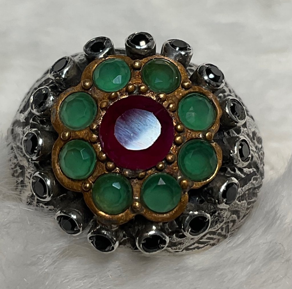 Ring, 18 tot 19, Nieuw, Ophalen of Verzenden, Met edelsteen