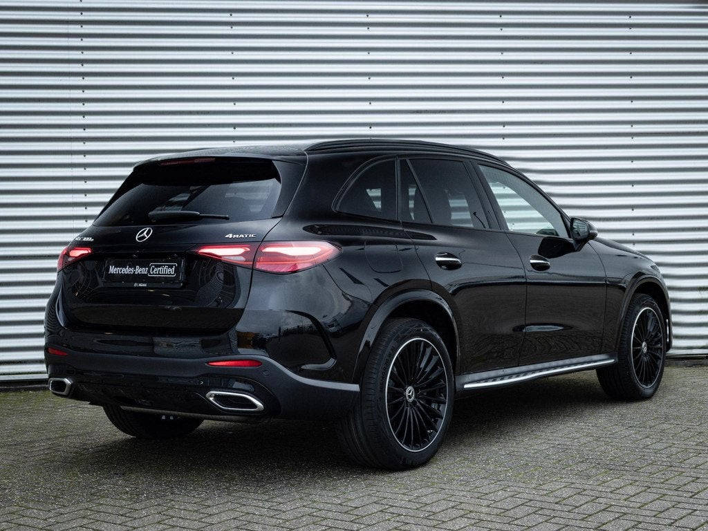 Mercedes-Benz GLC 300e 4MATIC Sport Edition Premium | Panora, Auto's, Mercedes-Benz, Automaat, 4 cilinders, Vierwielaandrijving