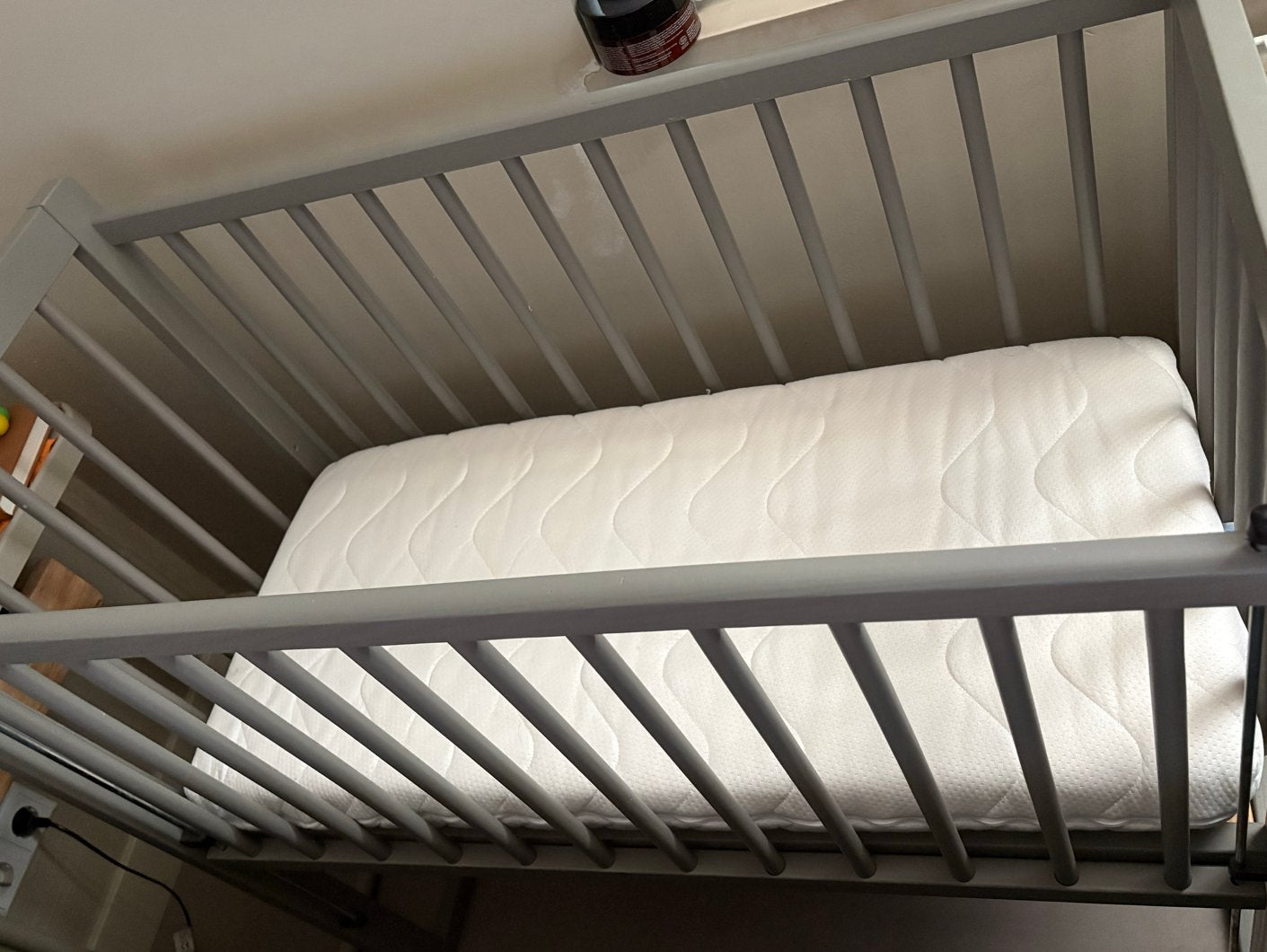 Co-sleeper Petite Amelie met matras, grijsgroen, Ophalen, Gebruikt, Wieg