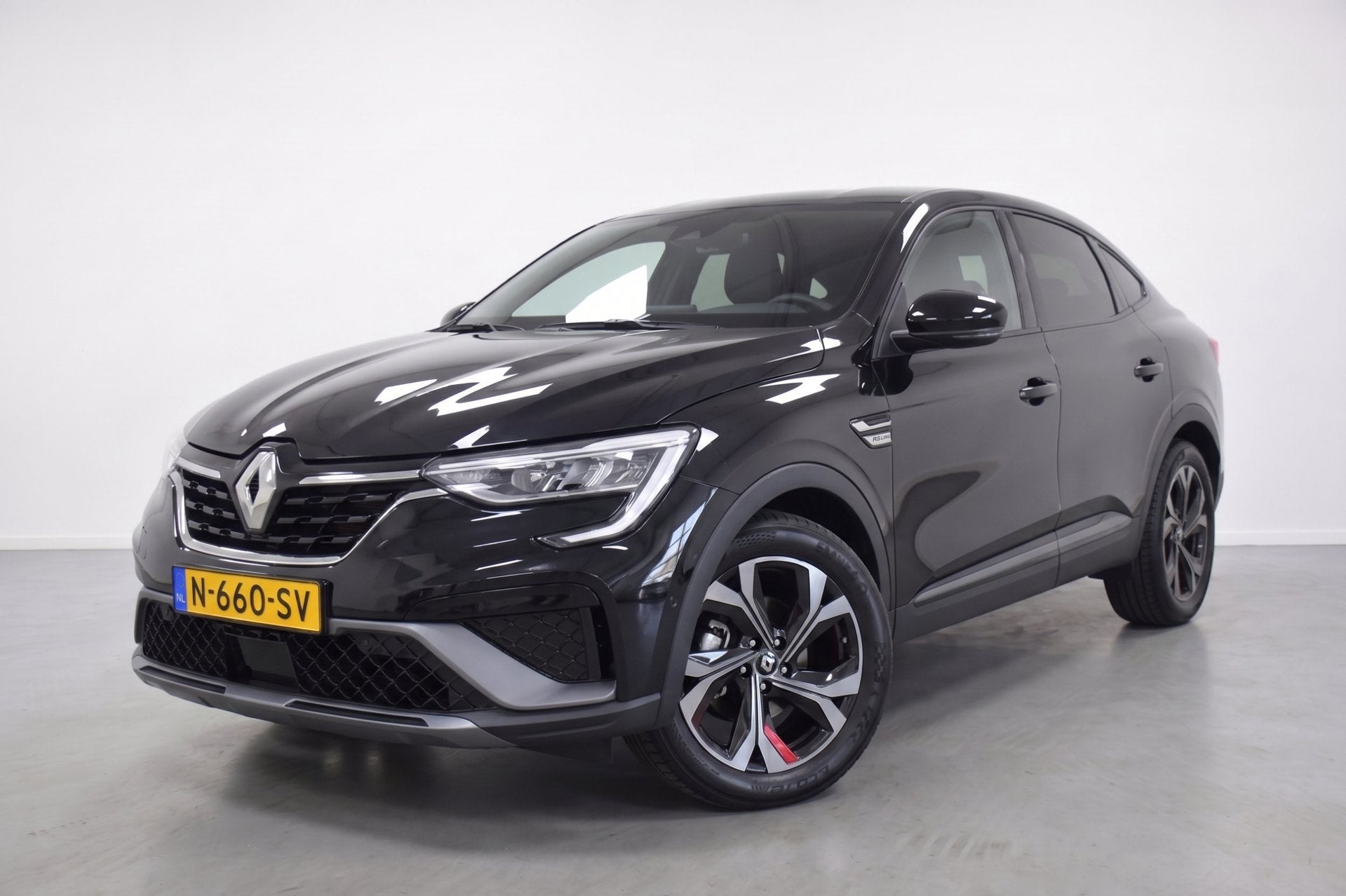Renault Arkana 1.6 E-Tech Hybrid 145 R.S. Line, Full Options, Auto's, Gebruikt, 4 cilinders, Met garantie (alle), Zwart