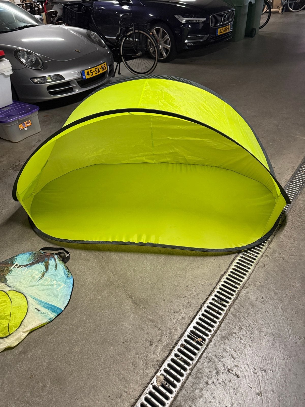 Xenos Pop-up Strandtent - Geel, Ophalen of Verzenden, Zo goed als nieuw, Tot en met 2