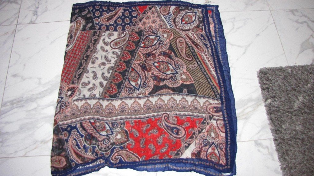 SANDWICH sjaal blauw, Ophalen of Verzenden, Zo goed als nieuw, Maat 46/48 (XL) of groter, Sjaal