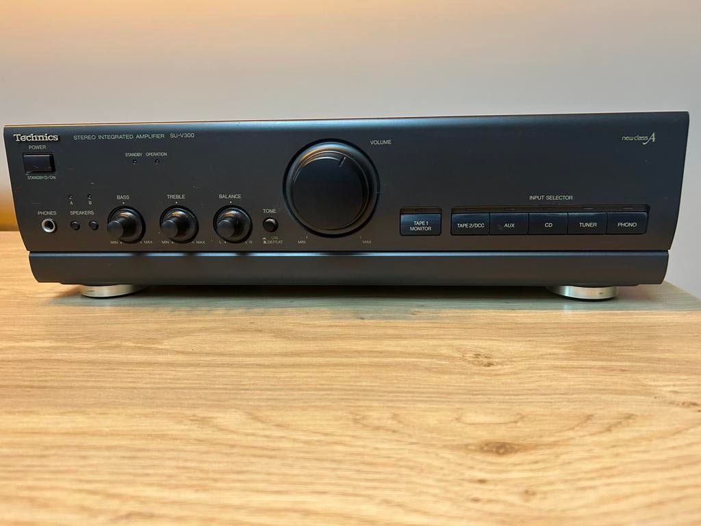 Technics SU-300 Geïntegreerde versterker, Ophalen, Zo goed als nieuw, Minder dan 60 watt, Overige merken