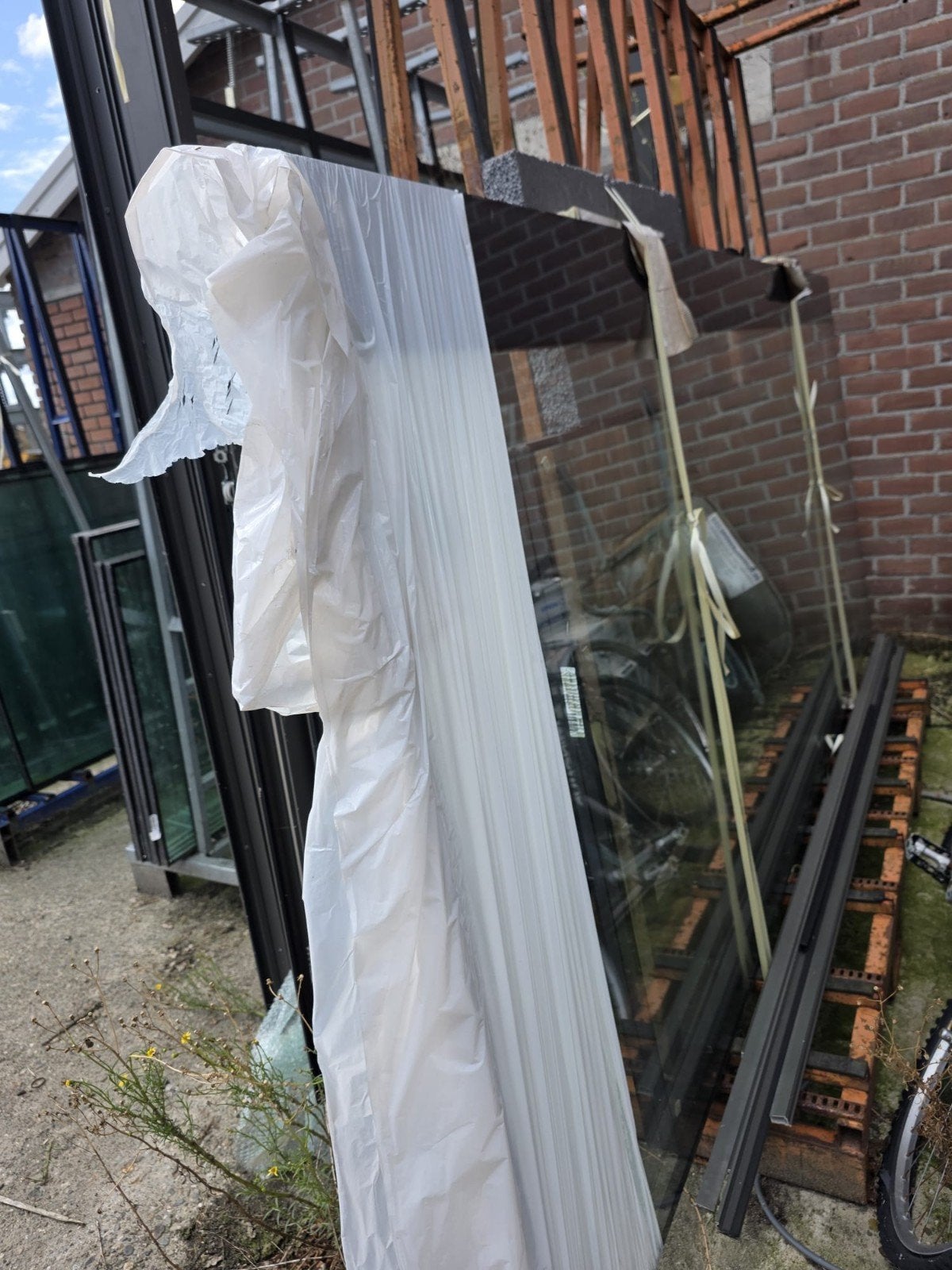 Groot zonwerende ruit voor  lichtstraat met overlap, Ophalen, 160 cm of meer, Gevelraam of Ruit, 160 cm of meer