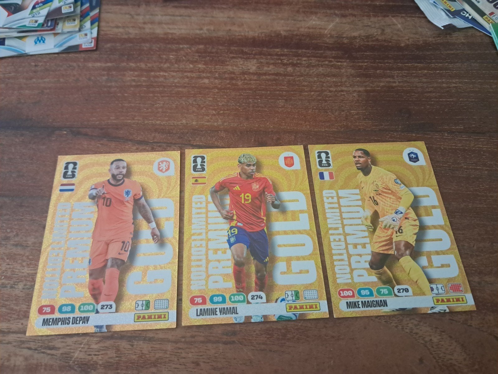 3 PREMIUM GOLD Limited Edition. Memphis Depay,Lamine Yamal., Hobby en Vrije tijd, Ophalen of Verzenden, Nieuw, Plaatje