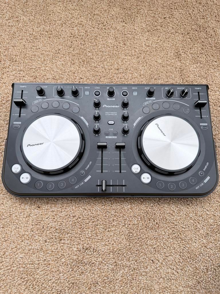 Pioneer DDJ-WeGO-K DJ Controller - Zo goed als nieuw, Muziek en Instrumenten, Dj-sets en Draaitafels, Zo goed als nieuw, Dj-set